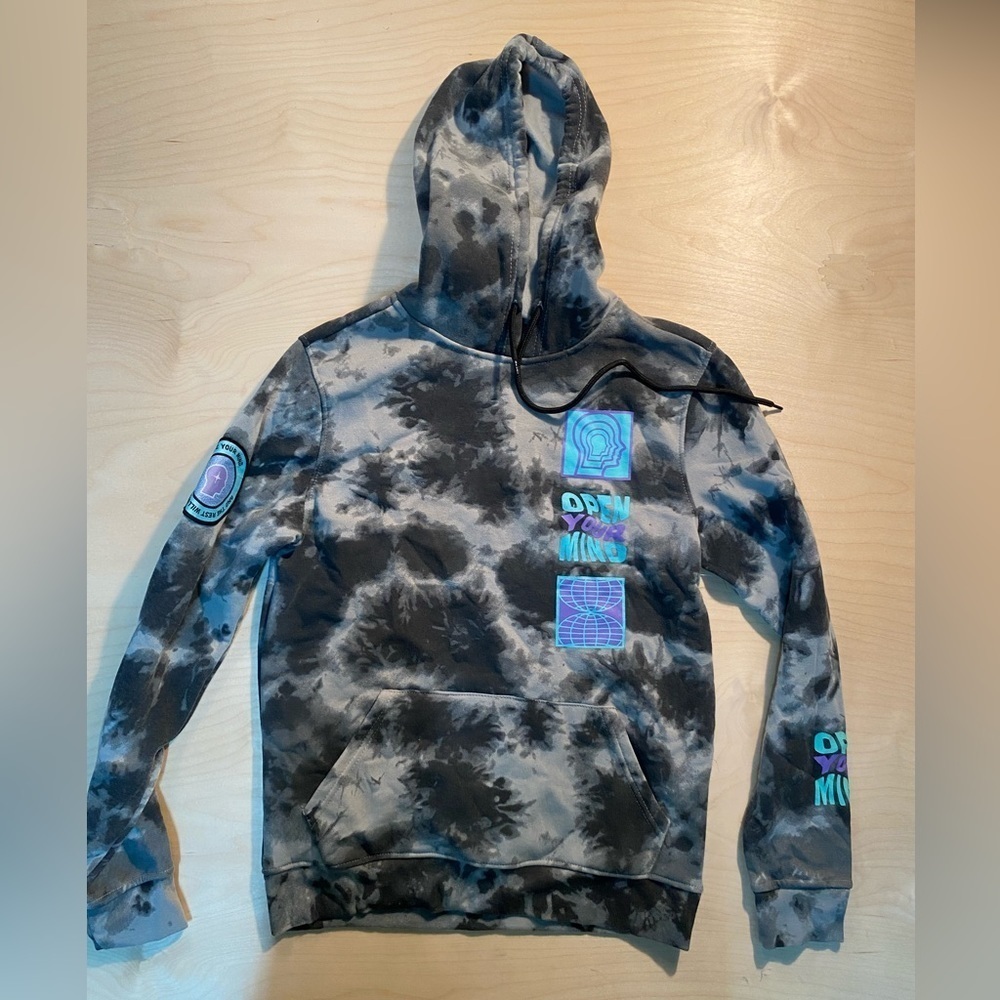 Brooklyn Cloth Hoodie/Sweatshirt size Small (GR)